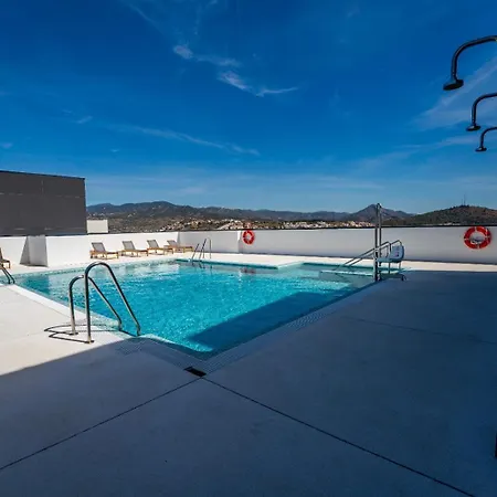 Skyline 4 Pool & Parking Free Σπίτι διακοπών