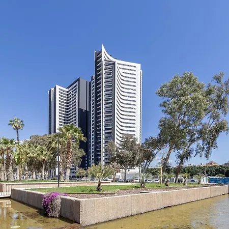 Skyline 4 Pool & Parking Free Μάλαγα