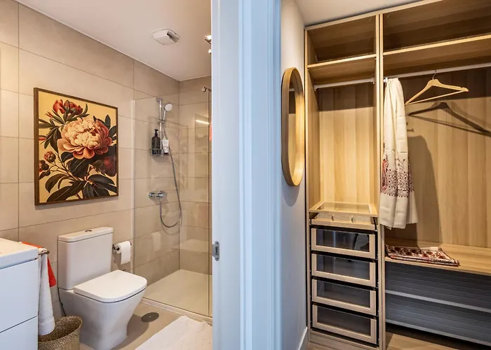 Skyline 4 Pool & Parking Free